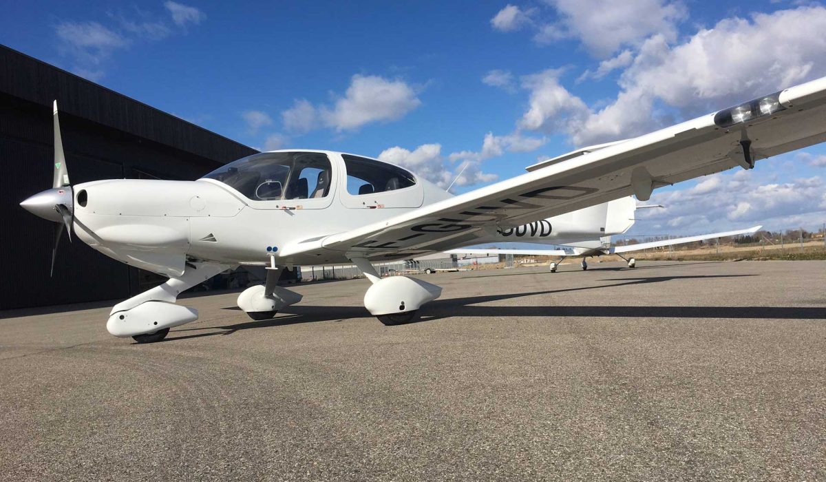 2003 DIAMOND AIRCRAFT DA 40TDI by ATA by Pelletier 2003 DIAMOND AIRCRAFT DA 40TDI by ATA by Pelletier