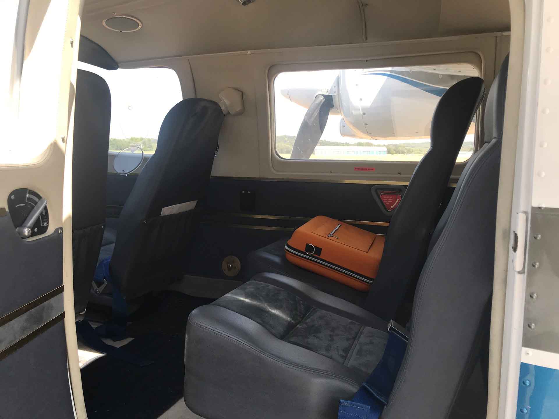 Second hand aircraft ATA by Pelletier - Occasion 1976 PARTENAVIA P68B