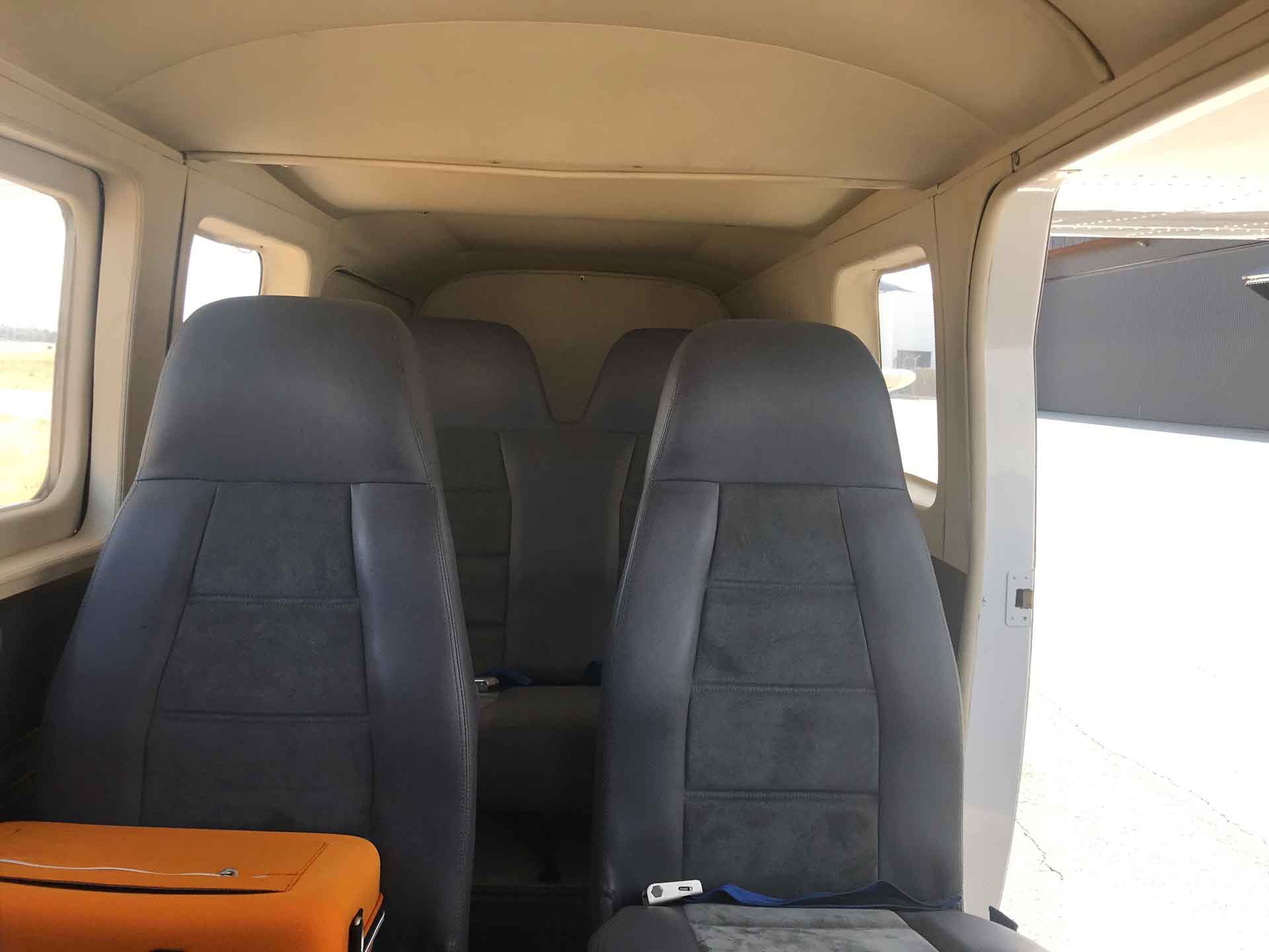 Second hand aircraft ATA by Pelletier - Occasion 1976 PARTENAVIA P68B