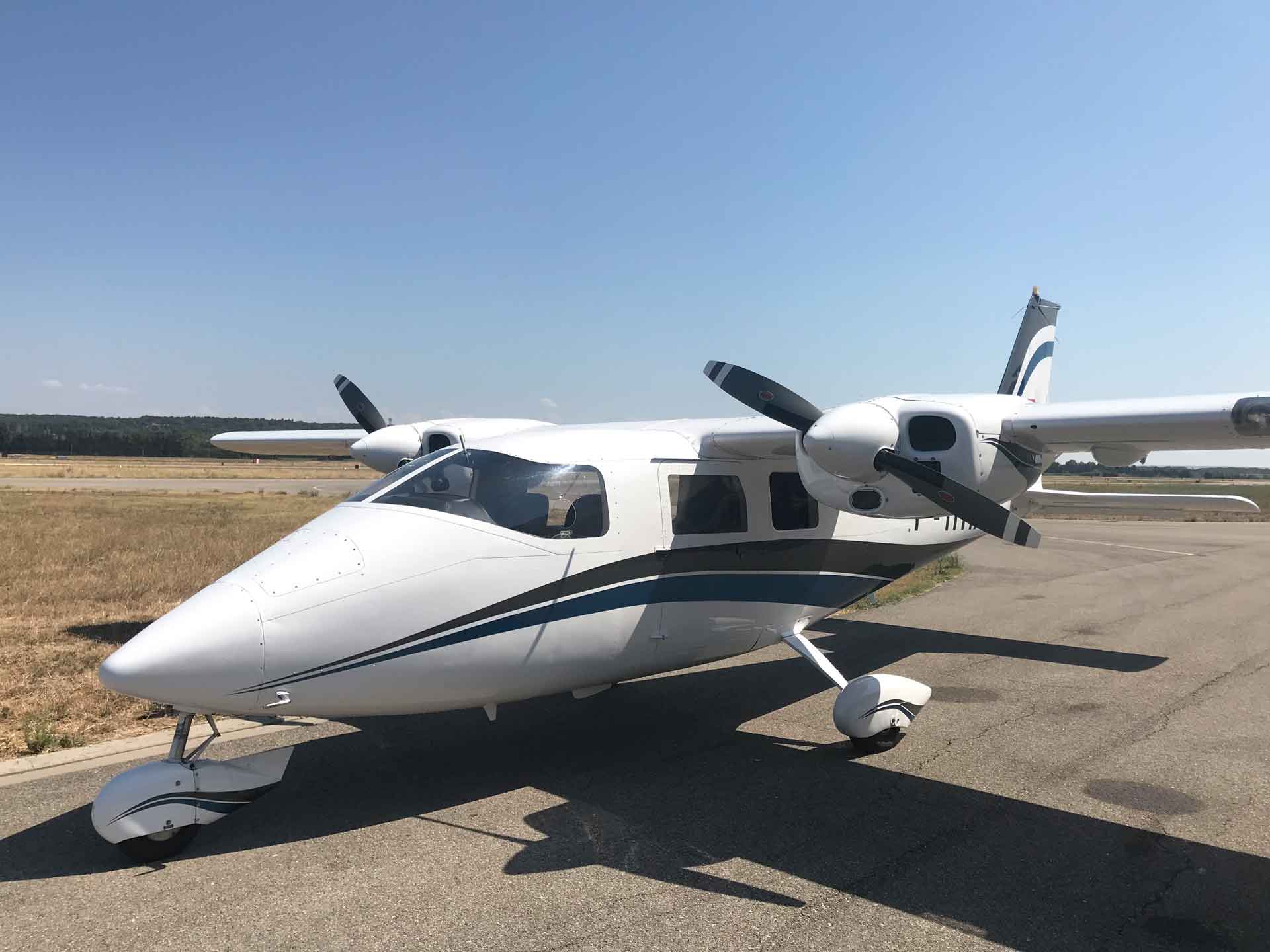 Second hand aircraft ATA by Pelletier - Occasion 1976 PARTENAVIA P68B