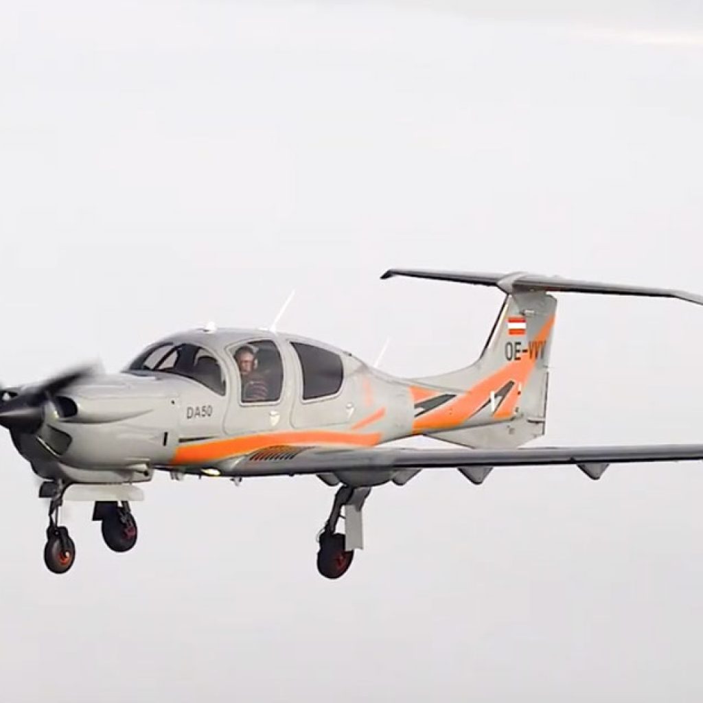 Découvrez en vidéo la nouveauté du DA50 : un train escamotable !