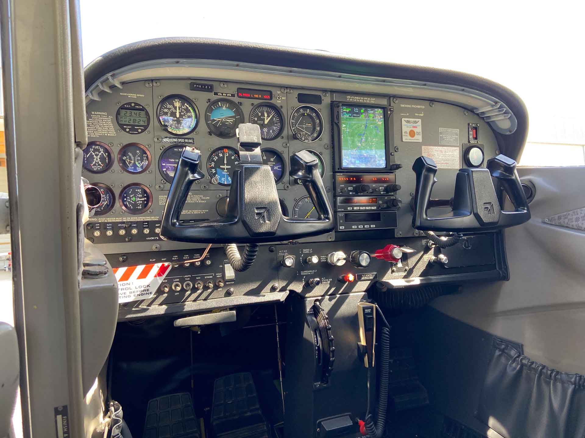 1998 CESSNA 172R « Skyhawk » 180HP ATA by Pelletier occasion