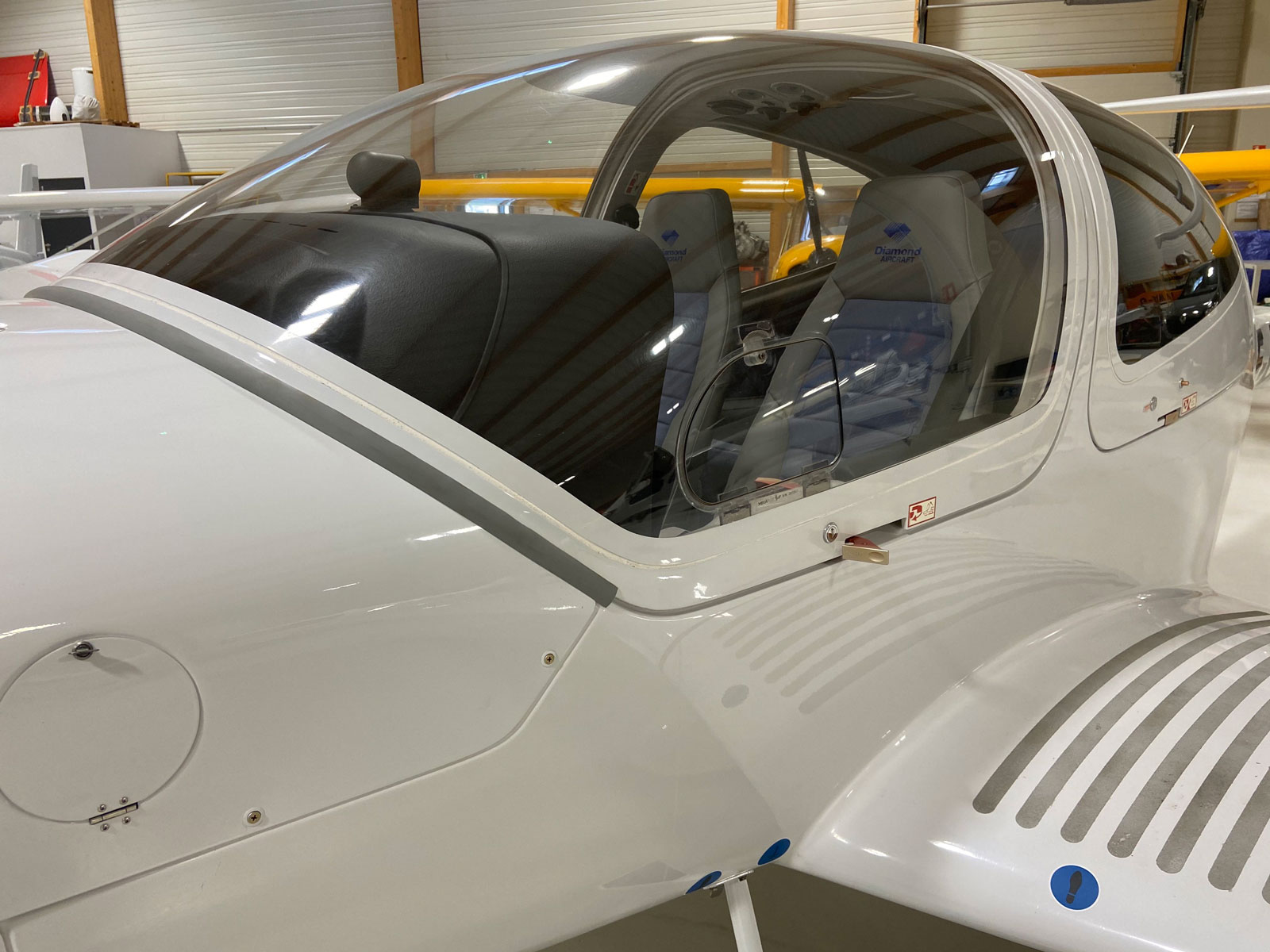 Avion d'occasion à vendre 2007 DIAMOND AIRCRAFT DA 40 TDi "Diamond Star"