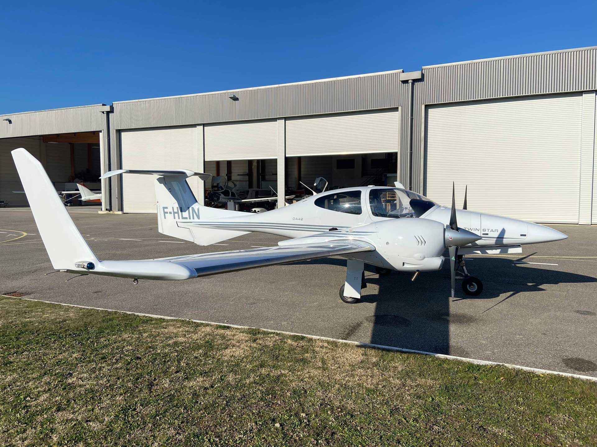 2006 DIAMOND AIRCRAFT DA42 TDi vendu par ATA by Pelletier