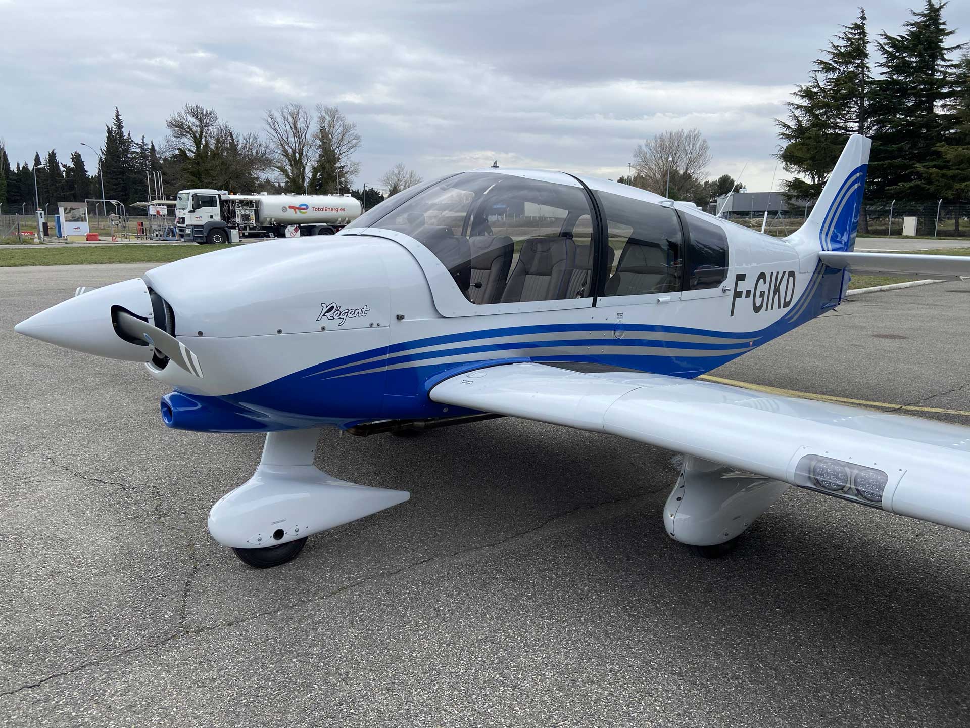 ROBIN DR 400/180 avion d'occasion à Avignon