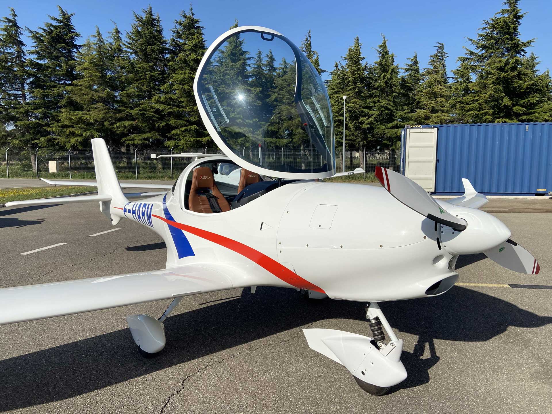 AQUILA Aircraft AT-01 de 2006 - Vente avions d'occasion à Avignon