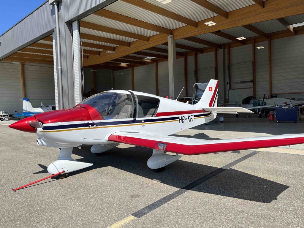 réfection partielle d'un avion ROBIN DR 400 HB-KFI.